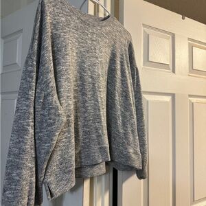 Grey crop sweater with oversized sleeves